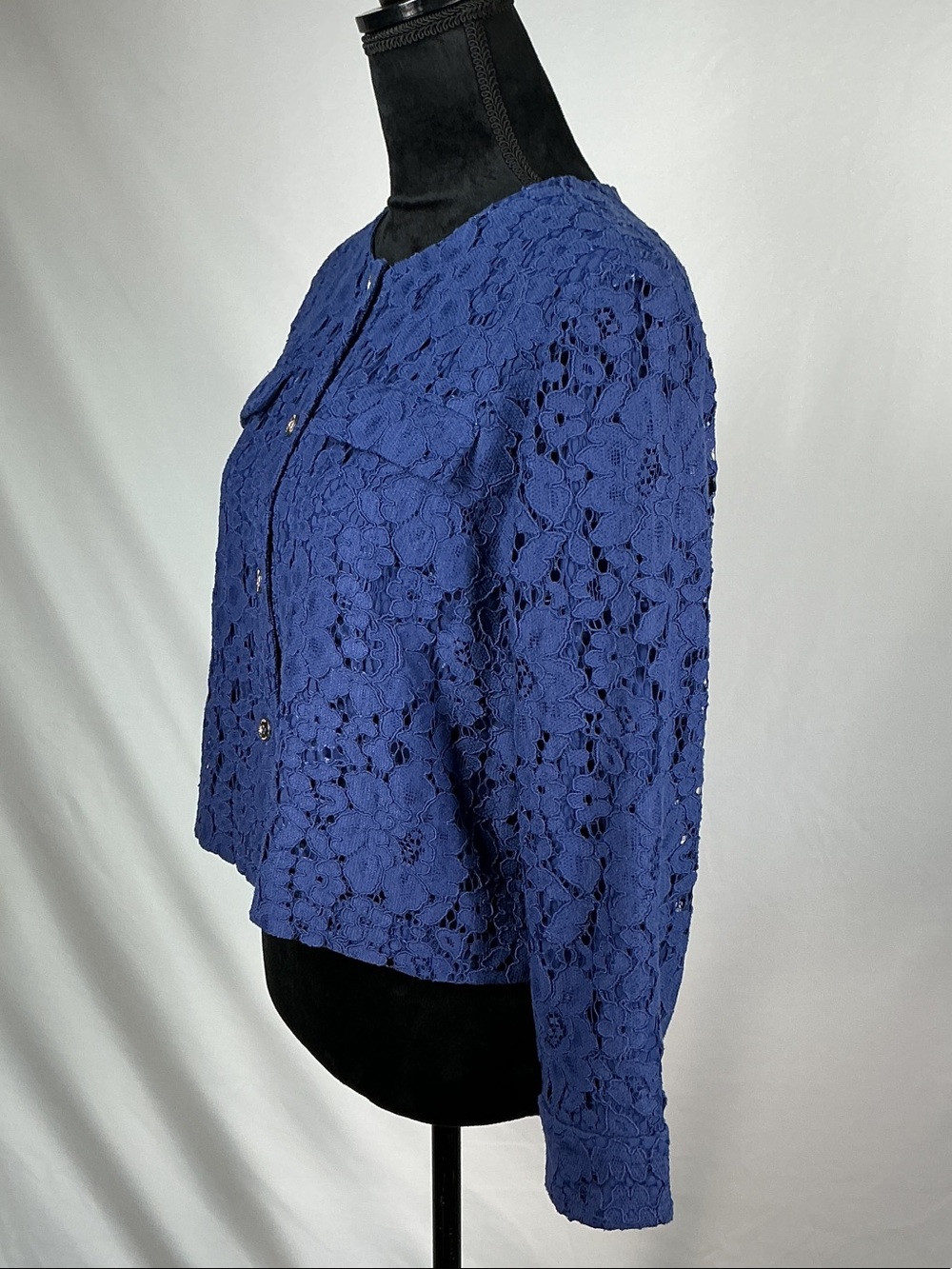 Chico's Black Label Lace Cropped Blazer Jacket Size 1 M Medium 8 Creekside Blue - Picture 4 of 16